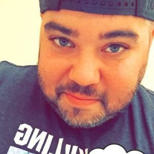 Meet your Posher, Tomas